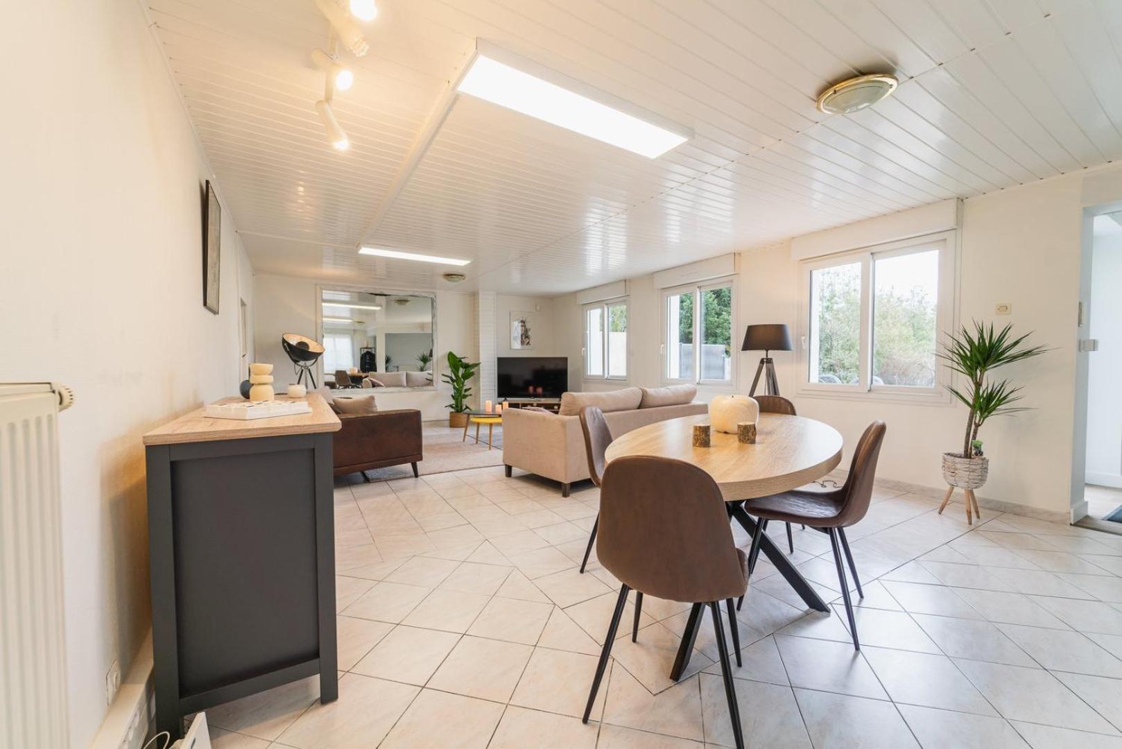 Apartamento Le Gue Sourdeau: 150M² 5 Min From Futuroscope Chasseneuil-du-Poitou Exterior foto